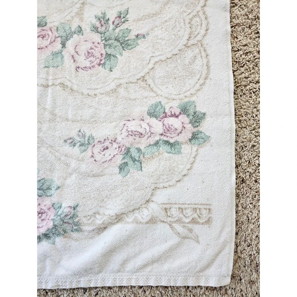 Jessica McClintock Vintage Lace Cottage Floral Bath Towel Bedding Coordinate